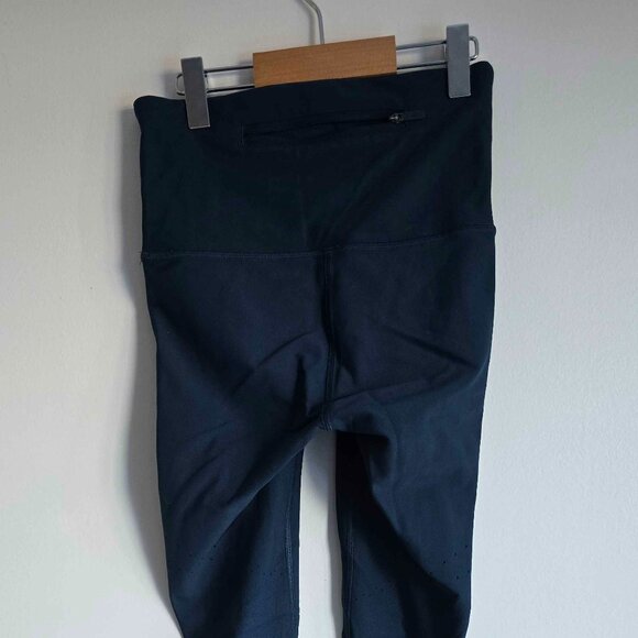 Lululemon Zoned In Tight 27” – Night Diver – Size 4 – Women’s Running Leggings - Picture 2 of 8